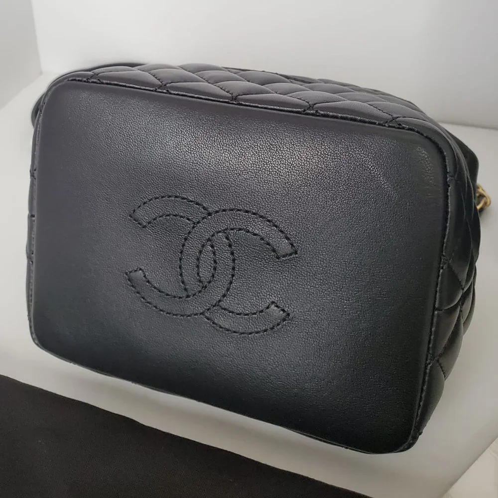 NWT New Authentic Chanel Black Quilted Lambskin - Picture 6 of 14